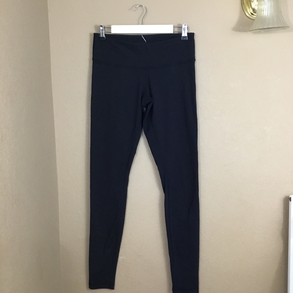 Lululemon || black wunderunder luon